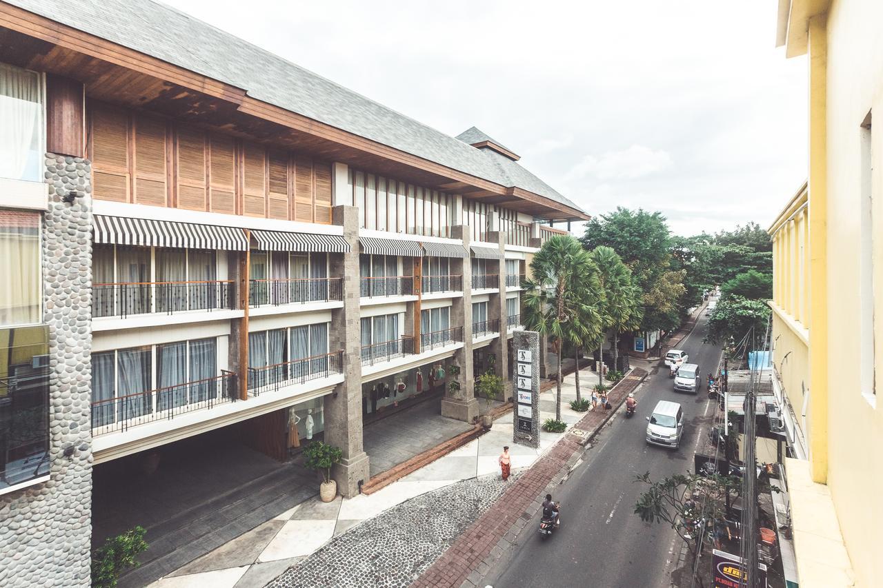 Hotel La Costa Central Seminyak Exterior foto